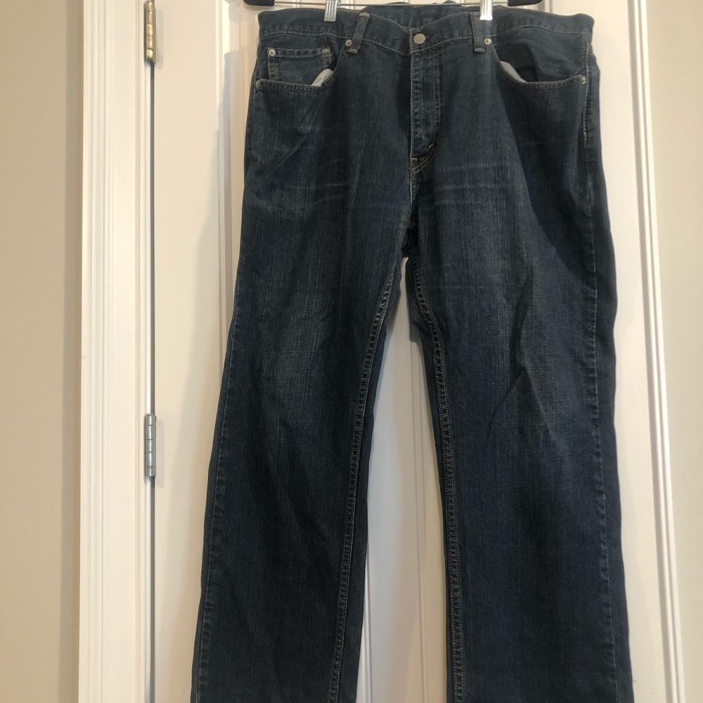 Levi jeans size 40 x 32